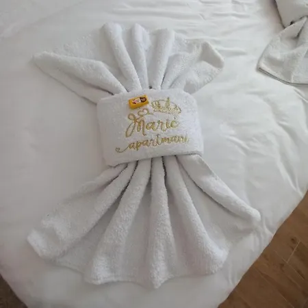 アパート Maric Raj