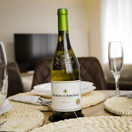 Maric Raj アパート