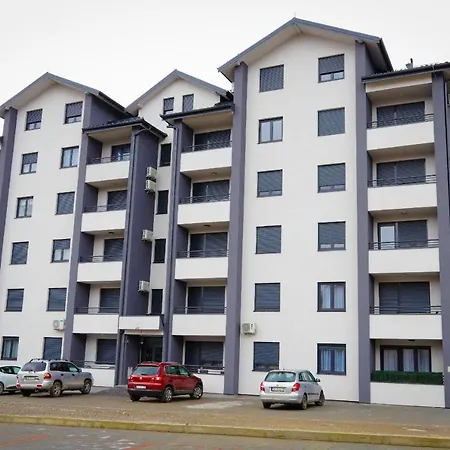 Maric Raj アパート *